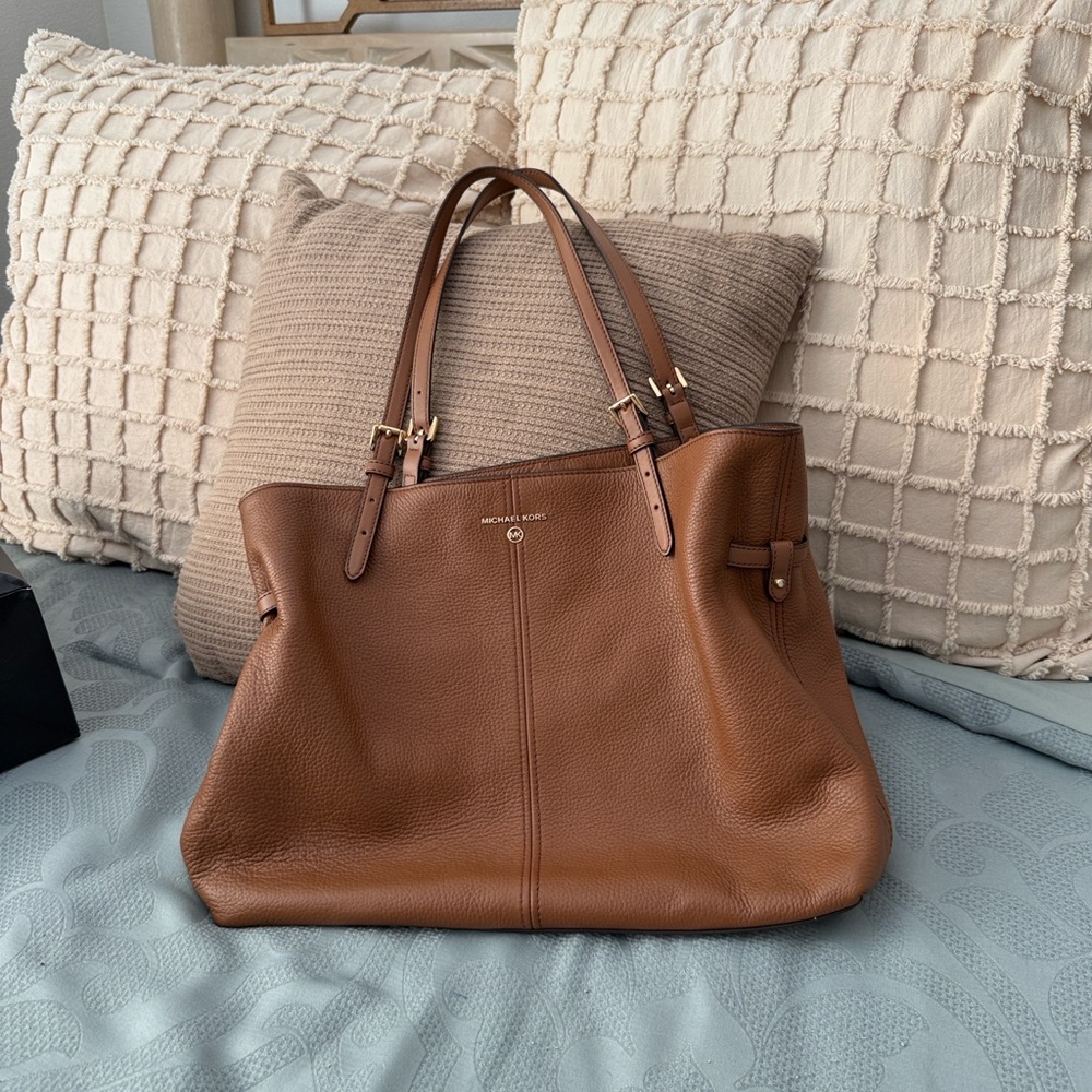 Michael Kors Tan Leather Shoulder Bag